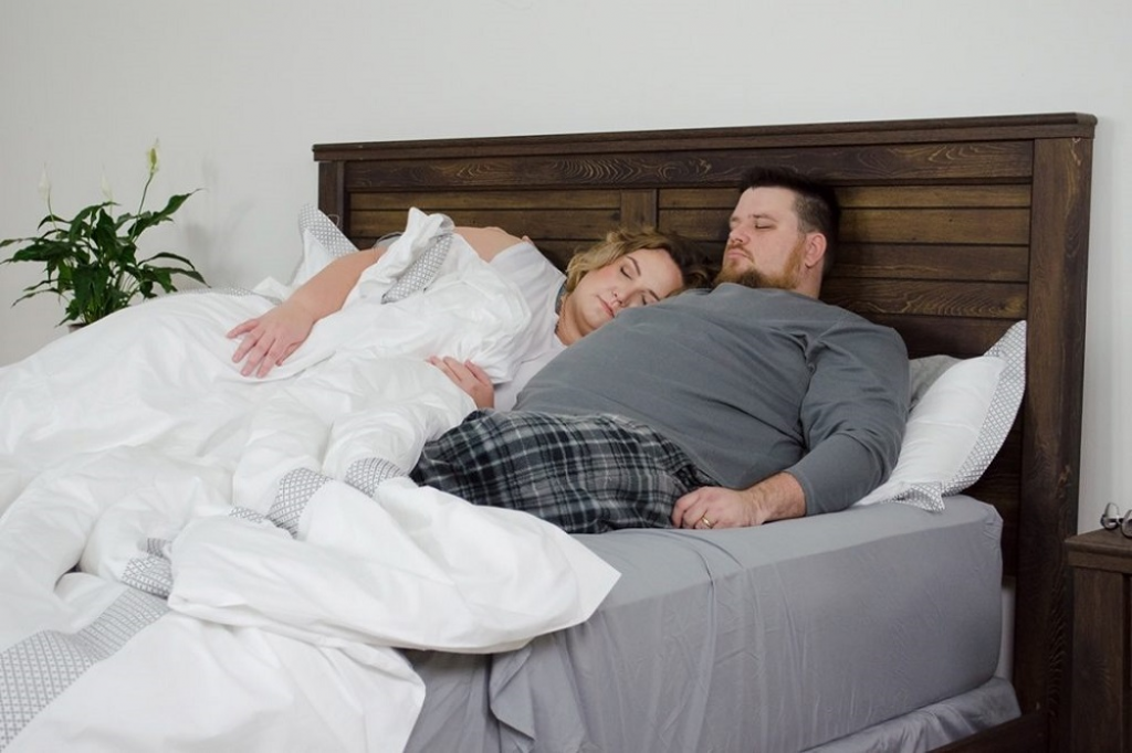 Best Mattresses For Heavy Couples Review