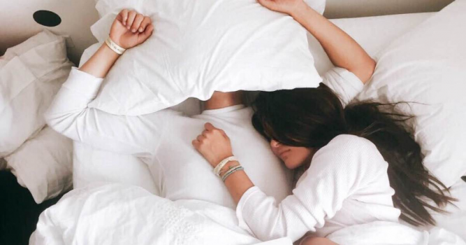 Best Mattress for Restless Partner Reviews