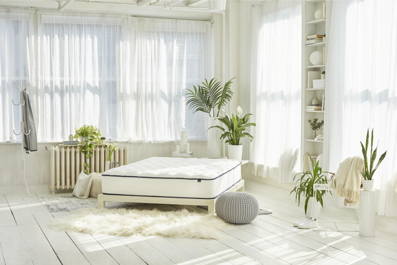 Best Mattresses For Sciatica [2023 UPDATED] Full Buyer's Guide