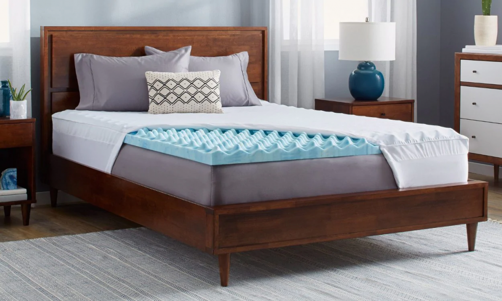 Memory foam mattress topper
