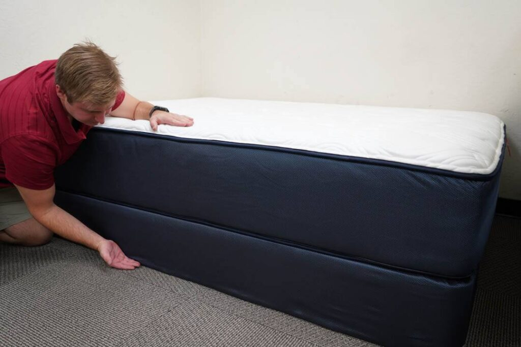What To Consider While Shopping The Mattress For Heavy Man