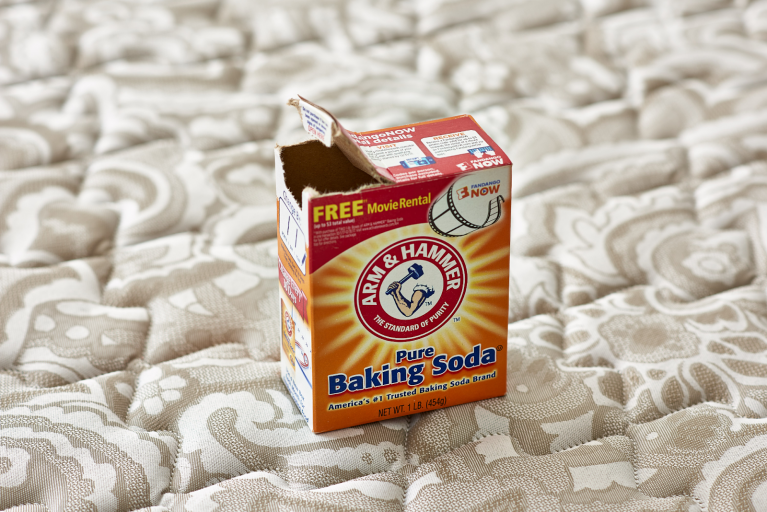 How To Clean A Mattress With Baking Soda Practical Solutions