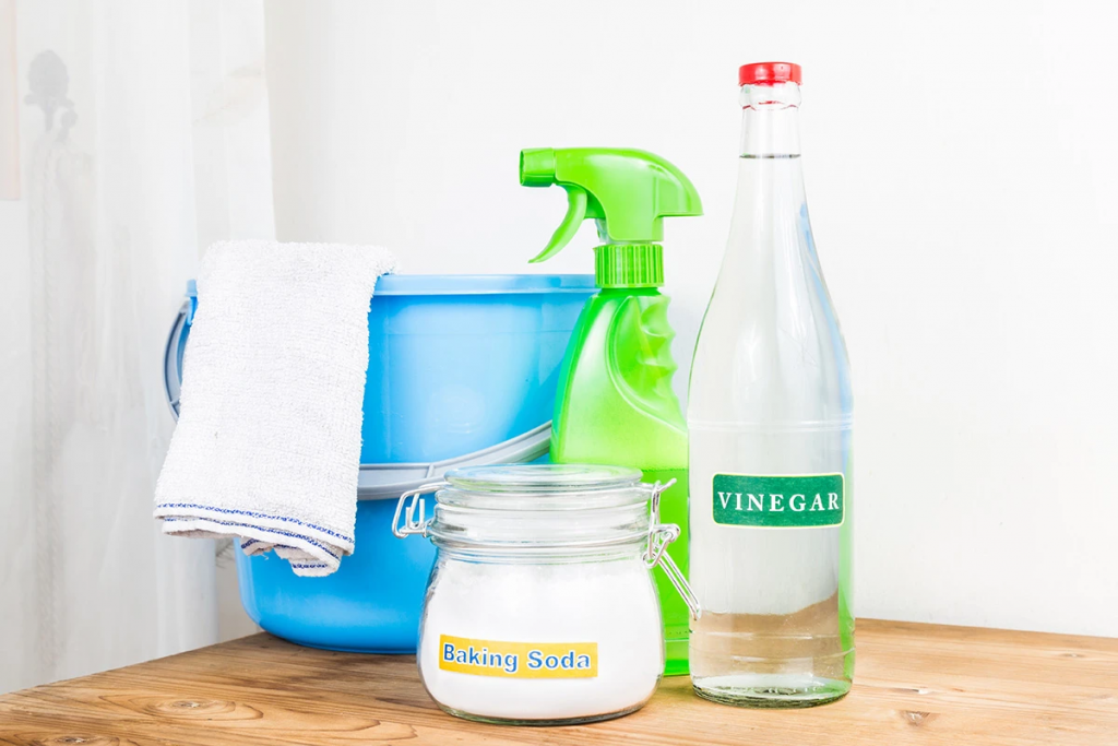 How To Disinfect A Mattress: Baking Soda And Vinegar