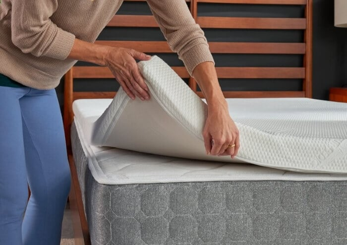 How To Remove Sweat Stains From Mattress: Uncomplicated Guide (2023 Update)