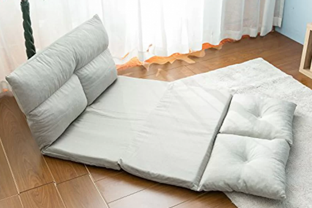Types Of Futons: Loveseat