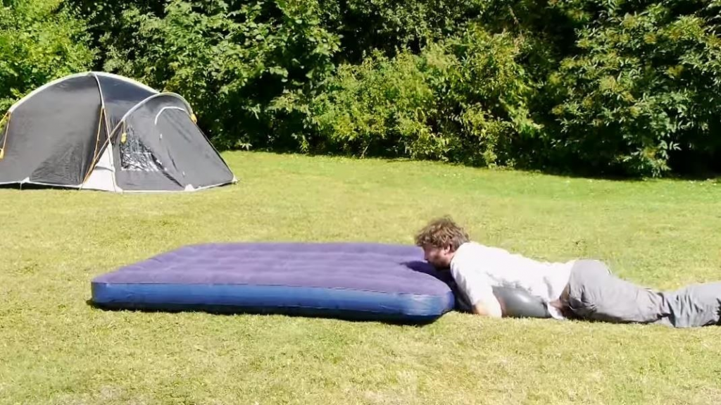 blowing up air mattress with blow dryer