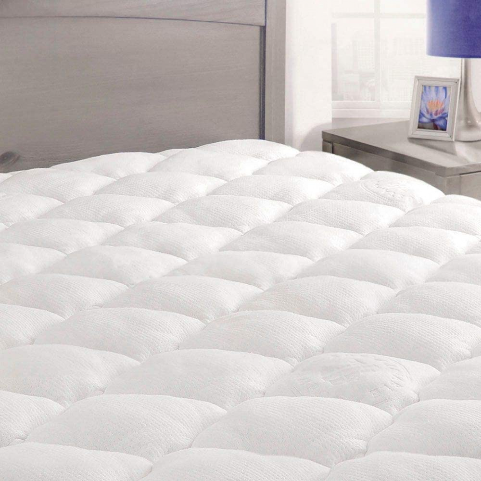 Best Mattress Topper For Fibromyalgia [2023 Competent Reviews] ★