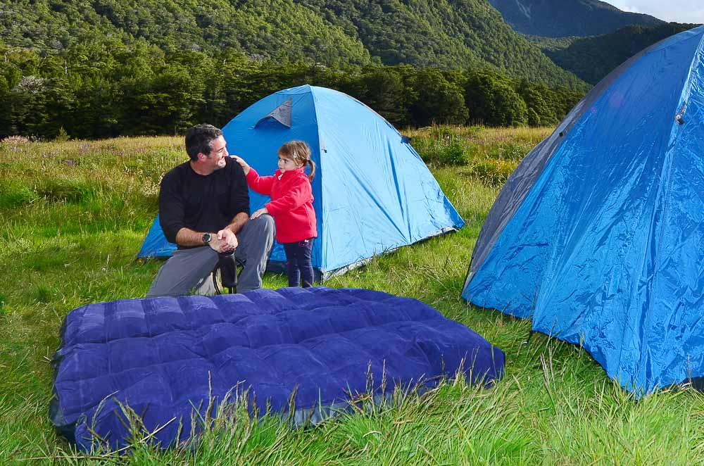 Best Inflatable Camping Mattress Reviews